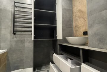 Шкаф в ванную: сочетание стиля и функциональности