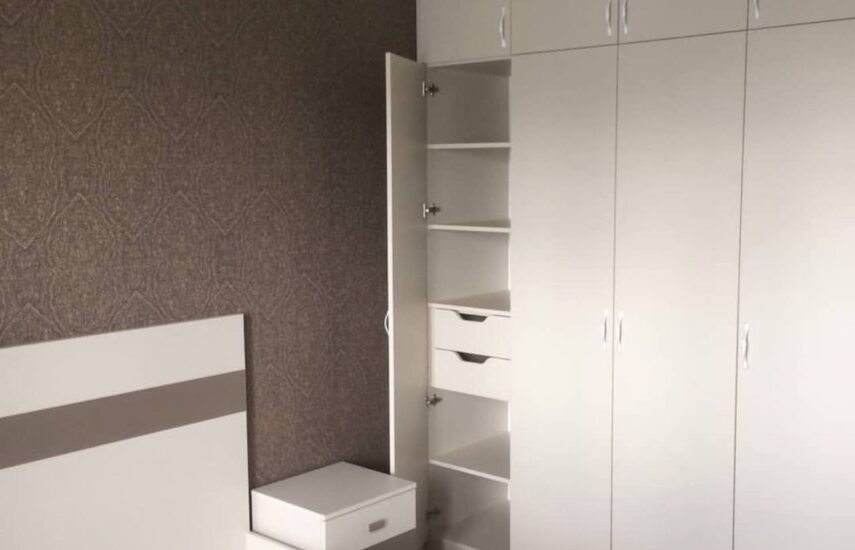 Кровать с тумбами и шкафом