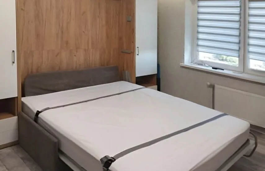 Комплект мебели в гостиную с двуспальной кроватью-трансформером