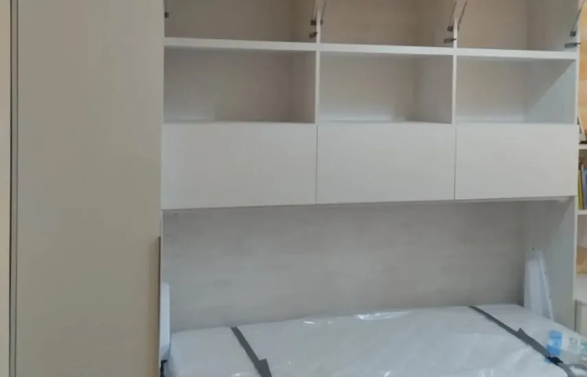 Комплект мебели в детскую комнату с односпальной кроватью-трансформер