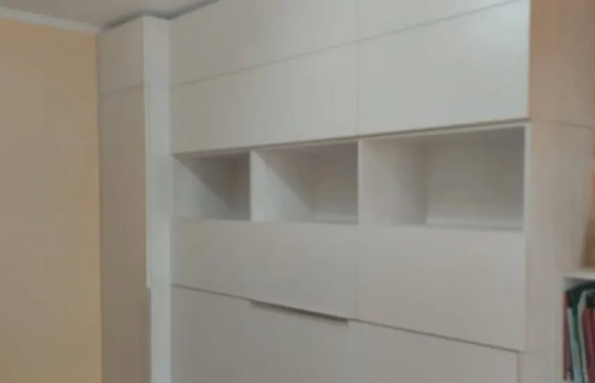 Комплект мебели в детскую комнату с односпальной кроватью-трансформер