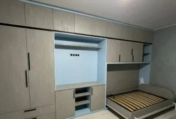 Комплект мебели с кроватью-трансформер в гостиную