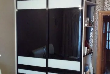 Шкаф-купе Стекло, лакобель, тёмный с белыми вставками