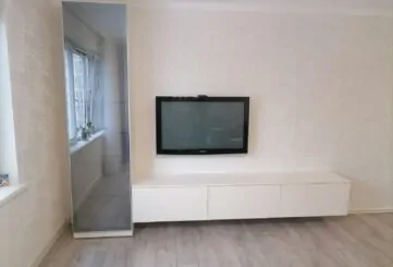 Горка с подвесными тумбами