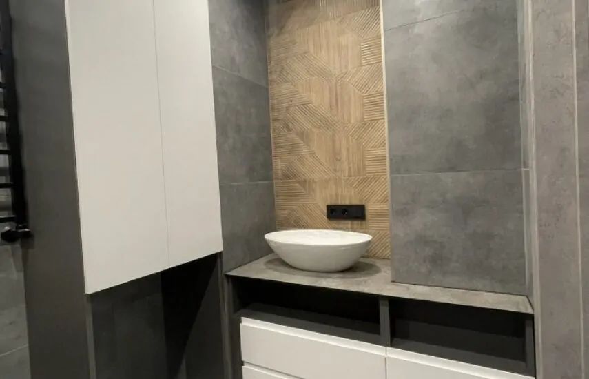 Шкаф в ванную: сочетание стиля и функциональности